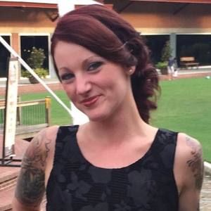 Meet your Posher, Eve